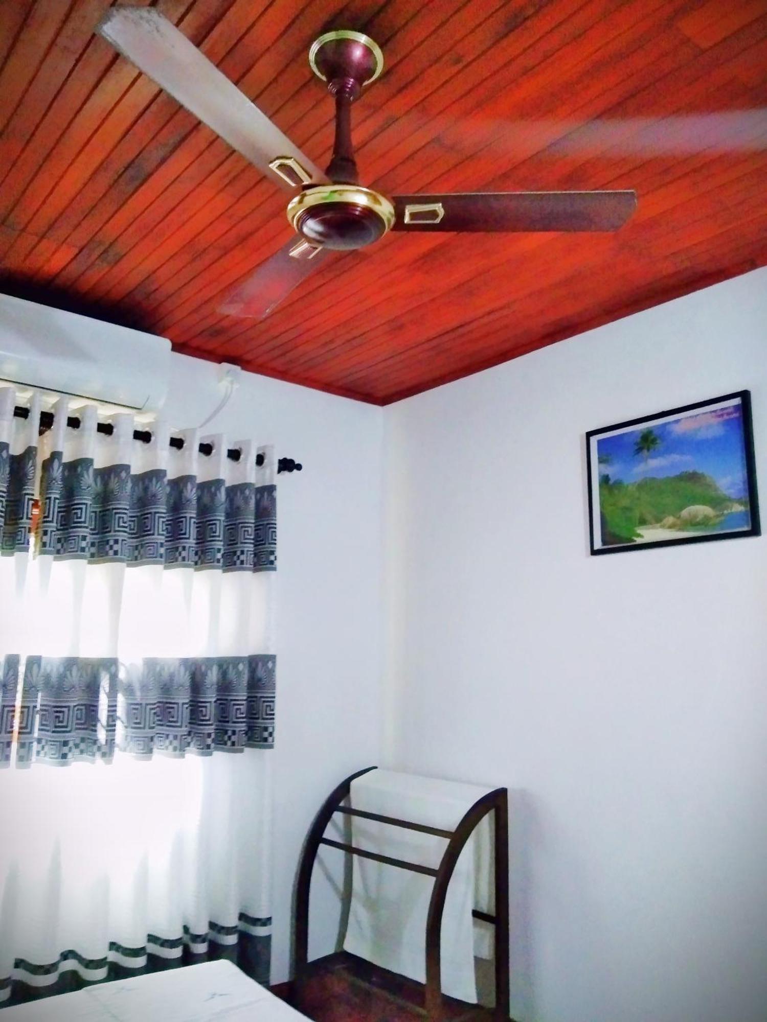 Bell 412 Villa Weligama Luaran gambar