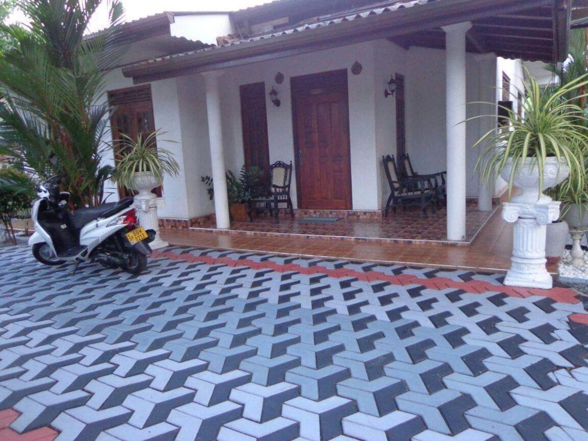 Bell 412 Villa Weligama Luaran gambar